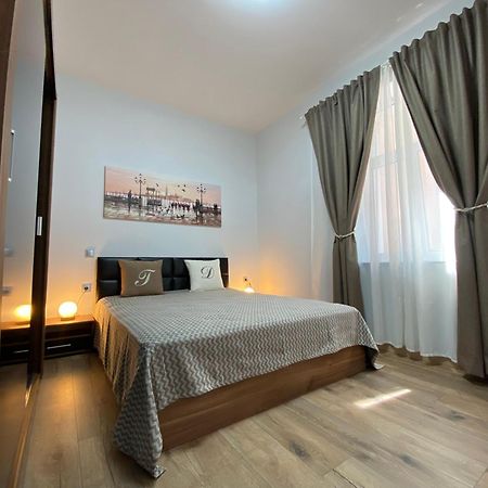 La Luna - High-End 2Bd Flat In The Top Centre By Flat Mаnager София Екстериор снимка