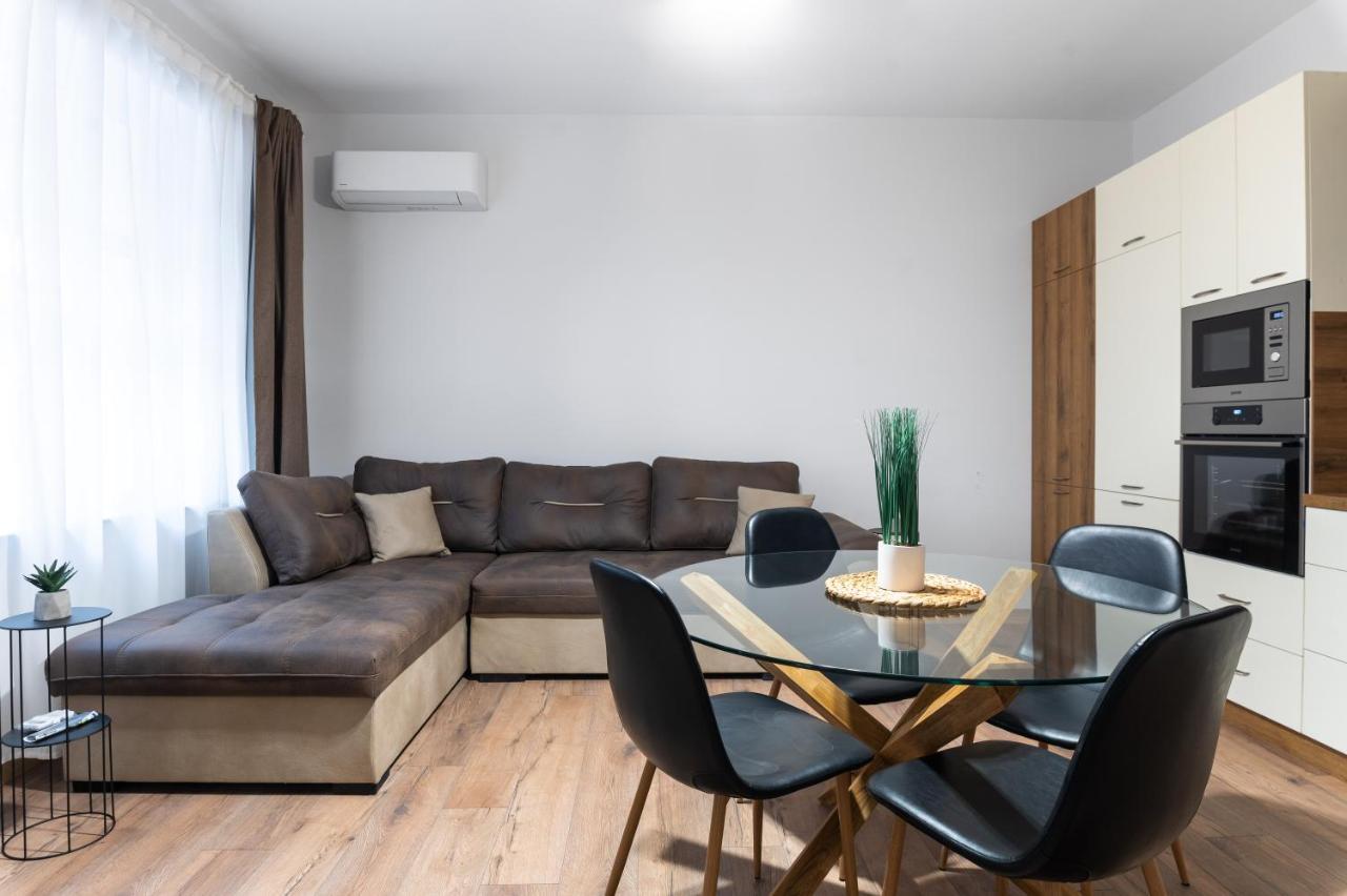 La Luna - High-End 2Bd Flat In The Top Centre By Flat Mаnager София Екстериор снимка