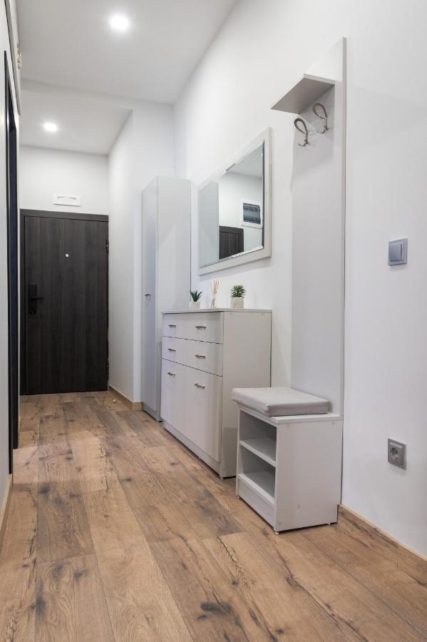 La Luna - High-End 2Bd Flat In The Top Centre By Flat Mаnager София Екстериор снимка